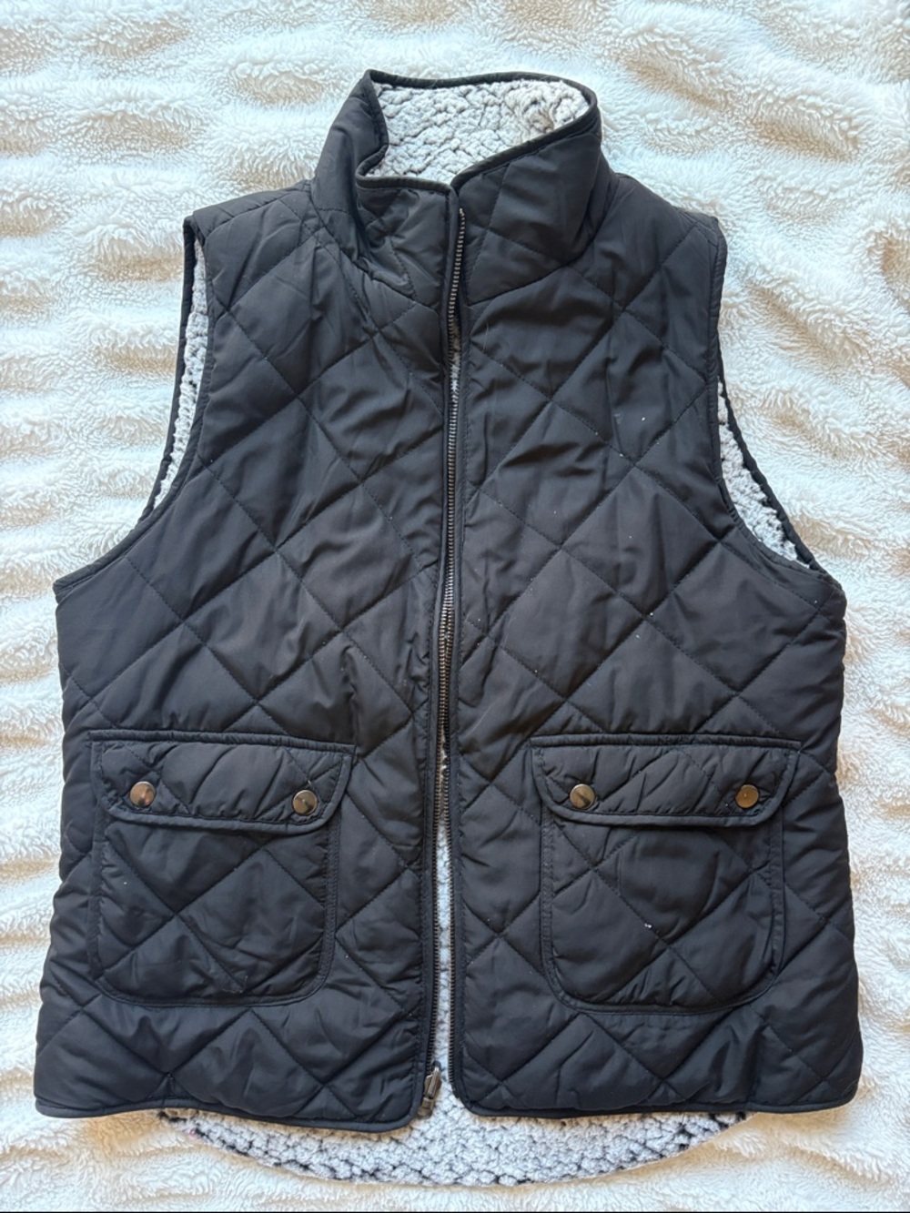 Francesca's Collections Black Quilted Sherpa-Lined Vest